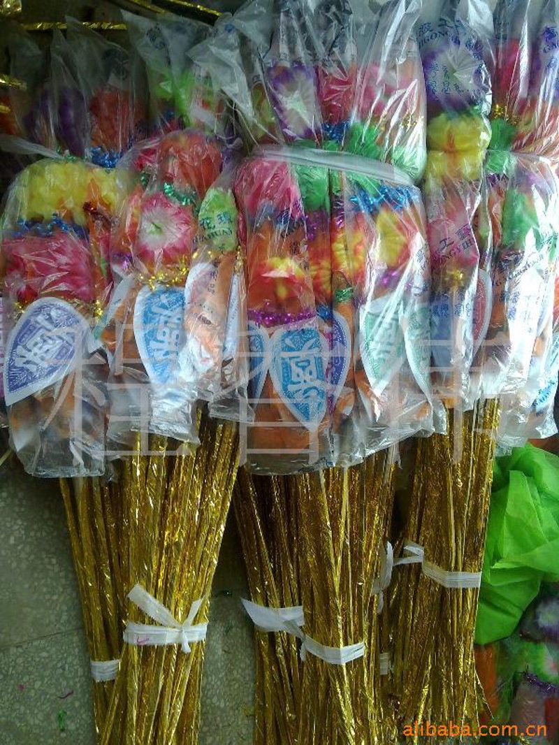 骨灰盒定制:让思念在细节中定格时光